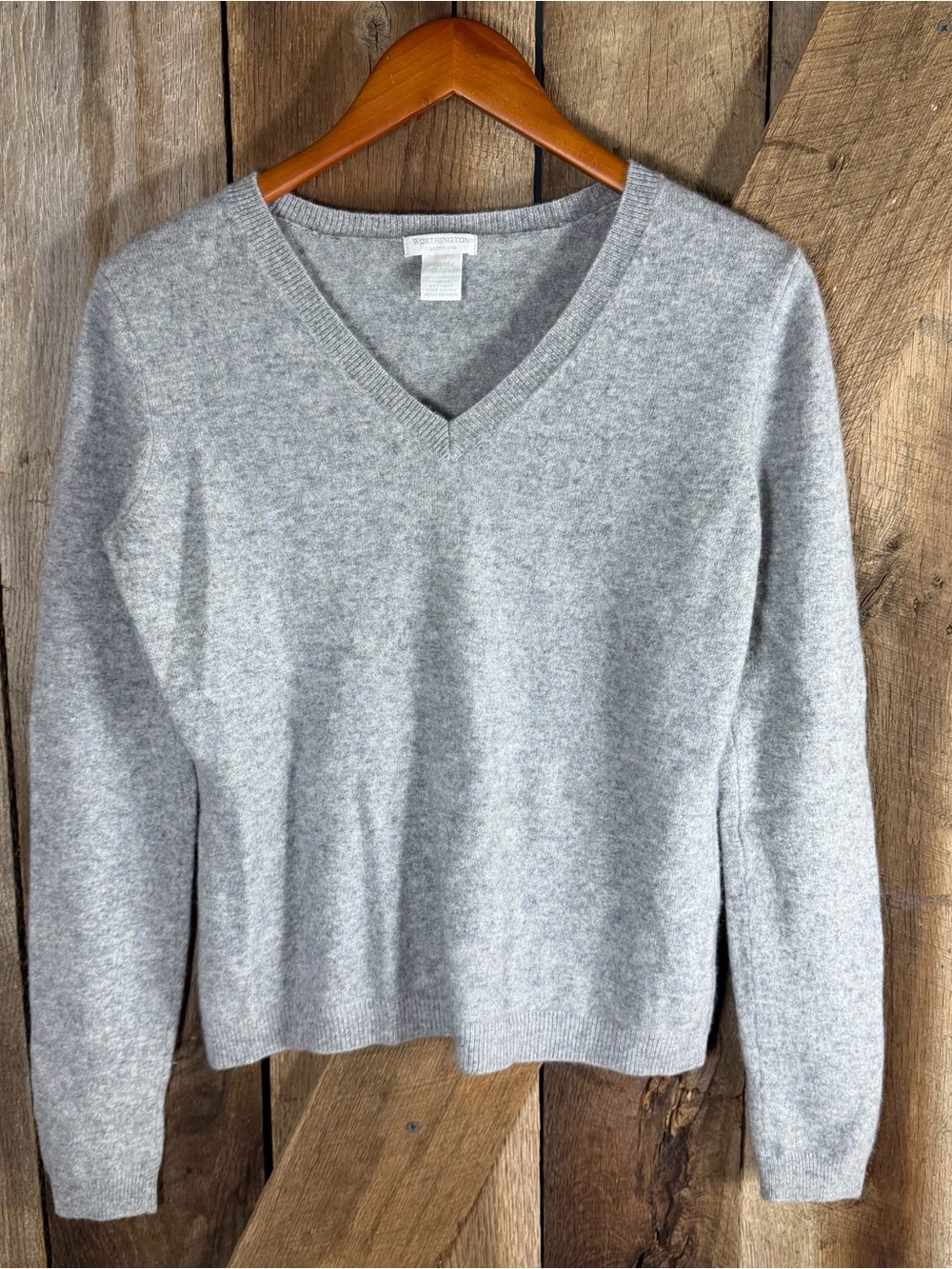 Worthington 100% Cashmere Light Gray V-Neck Women's Sweater-Size Large